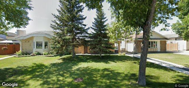 30 Skrypnyk Crescent（加拿大曼尼托巴省温尼伯市）房屋照片