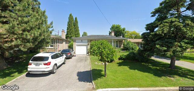 32 Foxwarren Drive（加拿大曼尼托巴省温尼伯市）房屋照片