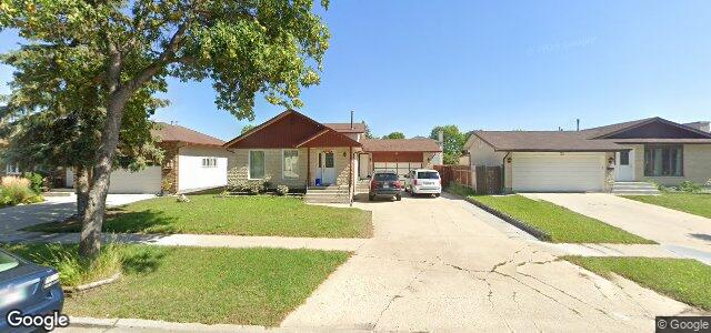 39 Skrypnyk Crescent（加拿大曼尼托巴省温尼伯市）房屋照片