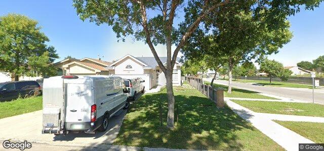 Larawan ng 44 Prelest Place sa Winnipeg, Manitoba