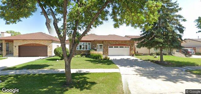 45 Skrypnyk Crescent（加拿大曼尼托巴省温尼伯市）房屋照片