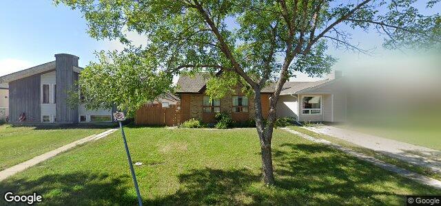 46 Skrypnyk Crescent（加拿大曼尼托巴省温尼伯市）房屋照片