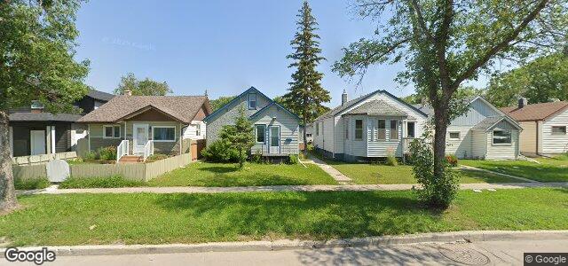 Photo of 209 Leila Avenue in Winnipeg, Manitoba
