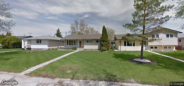 Photo of 365 Southall Drive in Winnipeg, Manitoba