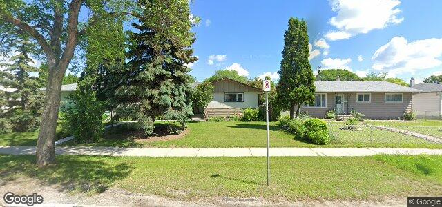 Larawan ng 401 Leila Avenue sa Winnipeg, Manitoba