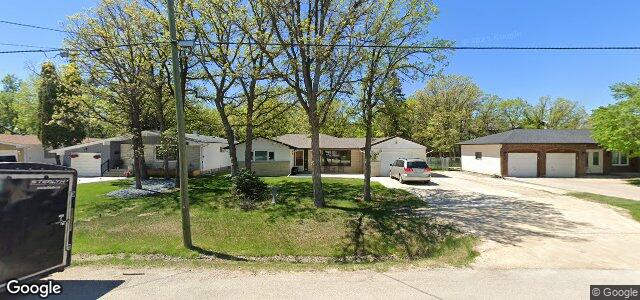 230 Oakdale Drive（加拿大曼尼托巴省温尼伯市）房屋照片