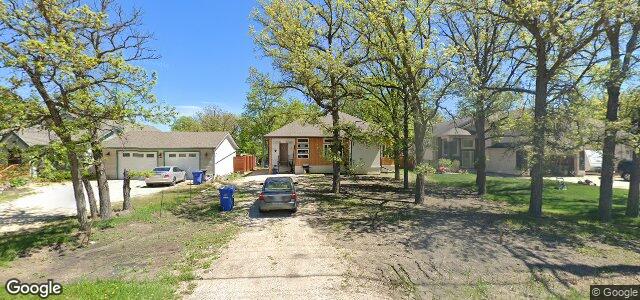 261 Oakdale Drive（加拿大曼尼托巴省温尼伯市）房屋照片