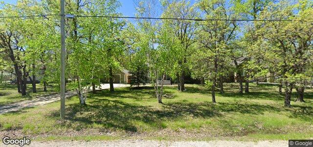 306 Oakdale Drive（加拿大曼尼托巴省温尼伯市）房屋照片