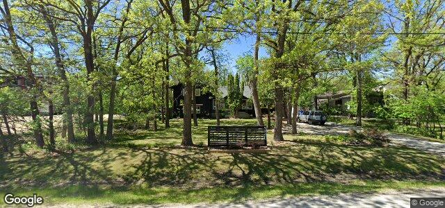 330 Oakdale Drive（加拿大曼尼托巴省温尼伯市）房屋照片