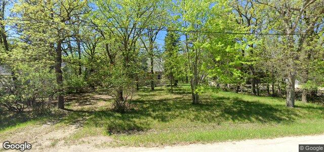 348 Oakdale Drive（加拿大曼尼托巴省温尼伯市）房屋照片