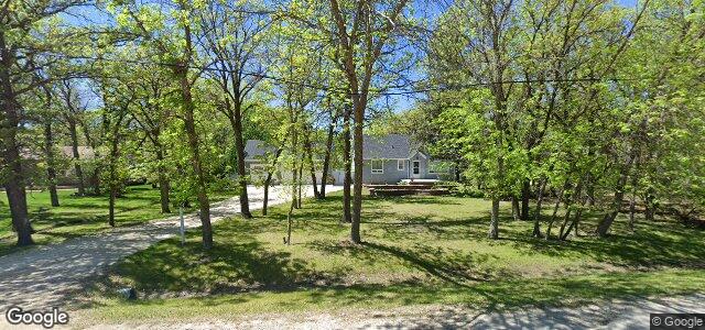 354 Oakdale Drive（加拿大曼尼托巴省温尼伯市）房屋照片