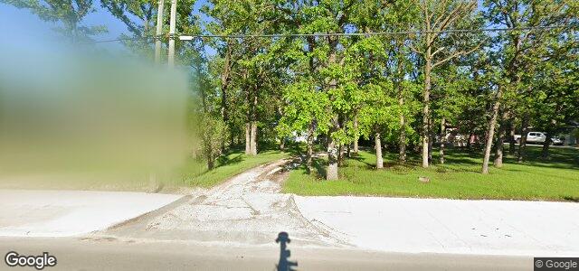 4476 Roblin Boulevard（加拿大曼尼托巴省温尼伯市）房屋照片