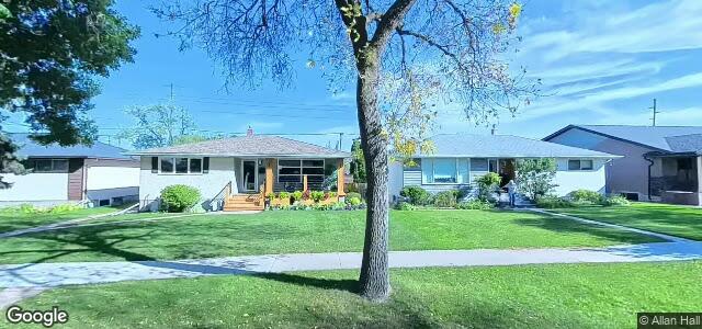 Photo of 704 Renfrew Street in Winnipeg, Manitoba