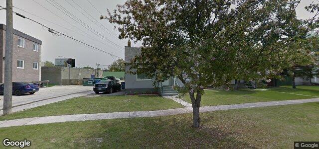 1002 Kelsey Avenue（加拿大曼尼托巴省温尼伯市）房屋照片