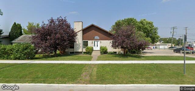 1005 Manahan Avenue（加拿大曼尼托巴省温尼伯市）房屋照片