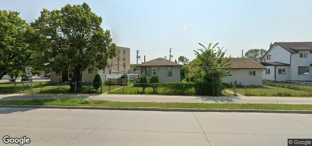 1012 Chevrier Boulevard（加拿大曼尼托巴省温尼伯市）房屋照片