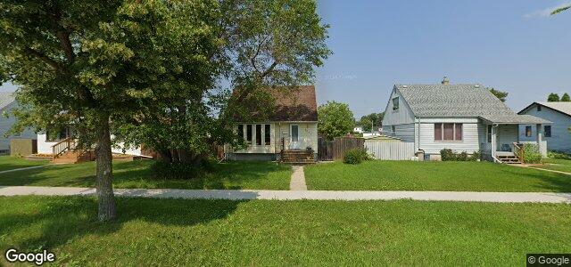 1021 Chevrier Boulevard（加拿大曼尼托巴省温尼伯市）房屋照片