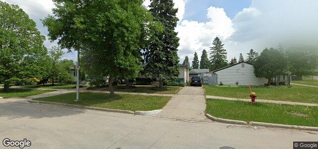 1028 Radisson Avenue（加拿大曼尼托巴省温尼伯市）房屋照片