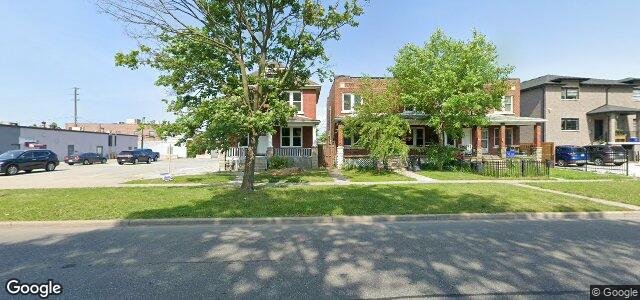 1030 Howard Avenue（加拿大曼尼托巴省温尼伯市）房屋照片