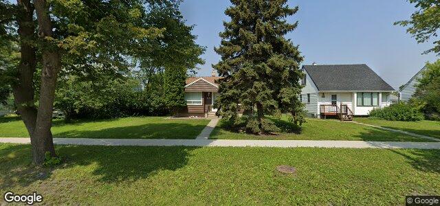 1035 Chevrier Boulevard（加拿大曼尼托巴省温尼伯市）房屋照片