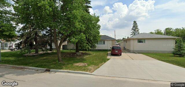 1070 Dumas Avenue（加拿大曼尼托巴省温尼伯市）房屋照片