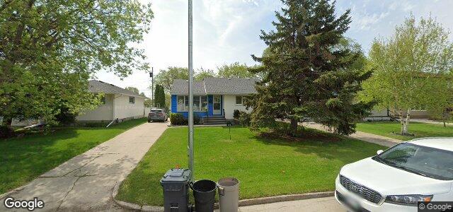 Photo of 146 Marshall Crescent in Winnipeg, Manitoba