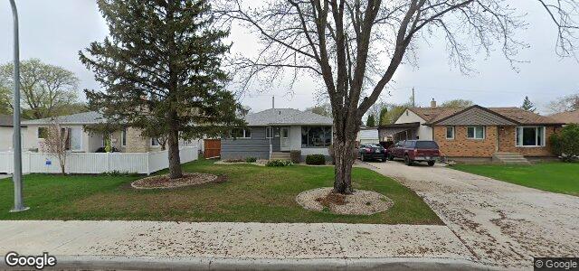 Photo of 19 Farwell Bay in Winnipeg, Manitoba
