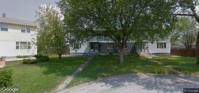 32 Rampart Bay（加拿大曼尼托巴省温尼伯市）房屋照片