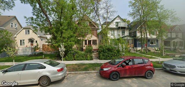 Photo of 481 Gertrude Avenue in Winnipeg, Manitoba