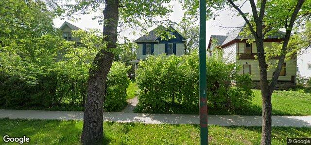 520 Wardlaw Avenue（加拿大曼尼托巴省温尼伯市）房屋照片