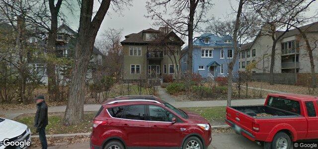 587 Stradbrook Avenue（加拿大曼尼托巴省温尼伯市）房屋照片