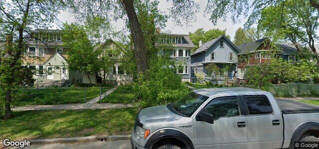 831 Mcmillan Avenue（加拿大曼尼托巴省温尼伯市）房屋照片