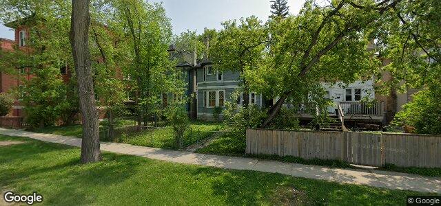 896 Mcmillan Avenue（加拿大曼尼托巴省温尼伯市）房屋照片