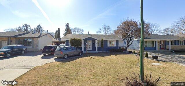 10 Olivewood Crescent（加拿大曼尼托巴省温尼伯市）房屋照片