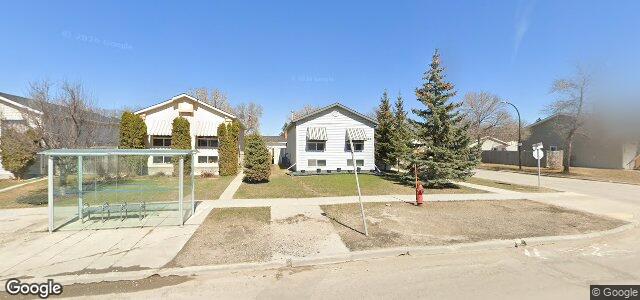 1005 Dakota Street（加拿大曼尼托巴省温尼伯市）房屋照片