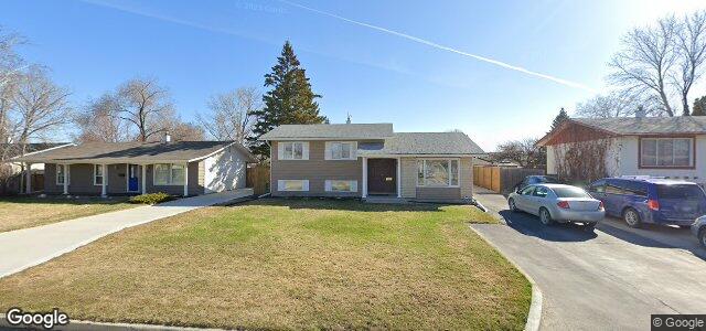 Photo of 107 Pembridge Bay in Winnipeg, Manitoba