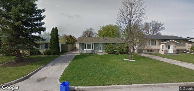 114 Pembridge Bay（加拿大曼尼托巴省温尼伯市）房屋照片