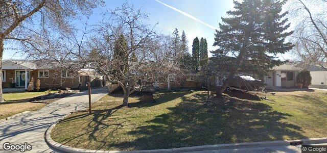 114 Willowmeade Crescent（加拿大曼尼托巴省温尼伯市）房屋照片