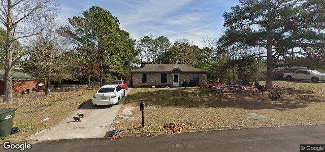 215 Hazelwood Avenue（加拿大曼尼托巴省温尼伯市）房屋照片