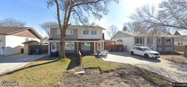 216 Knightsbridge Drive（加拿大曼尼托巴省温尼伯市）房屋照片