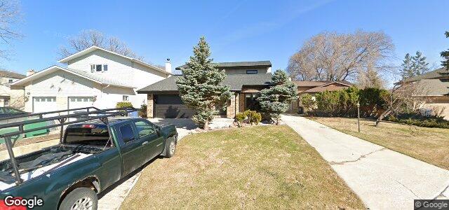 30 Wakopa Place（加拿大曼尼托巴省温尼伯市）房屋照片