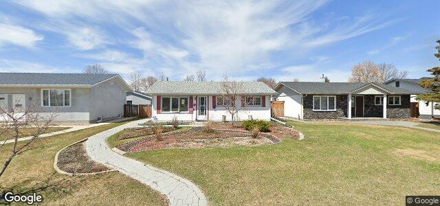 415 Woodydell Avenue（加拿大曼尼托巴省温尼伯市）房屋照片