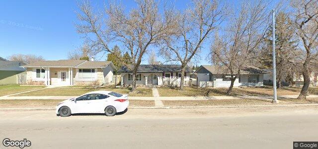 417 Meadowood Drive（加拿大曼尼托巴省温尼伯市）房屋照片