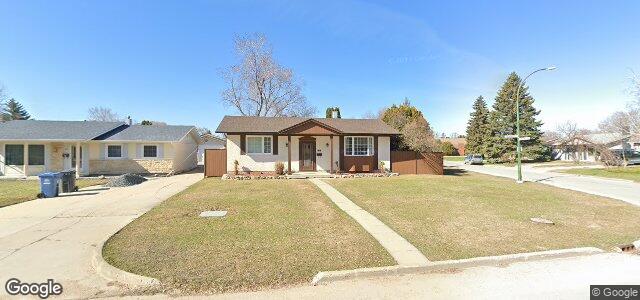 42 Olivewood Crescent（加拿大曼尼托巴省温尼伯市）房屋照片