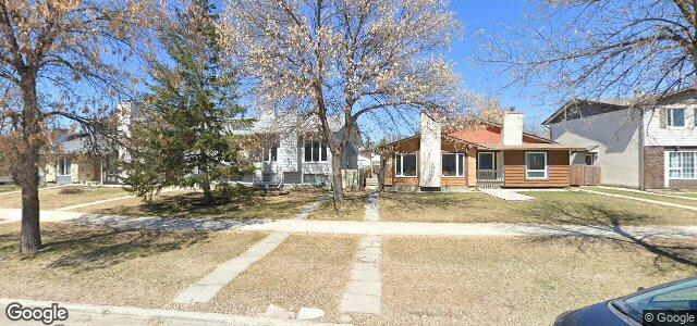 423 Novavista Drive（加拿大曼尼托巴省温尼伯市）房屋照片