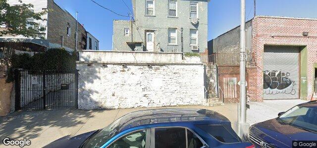 Photo of 429 Wales Avenue in Winnipeg, Manitoba