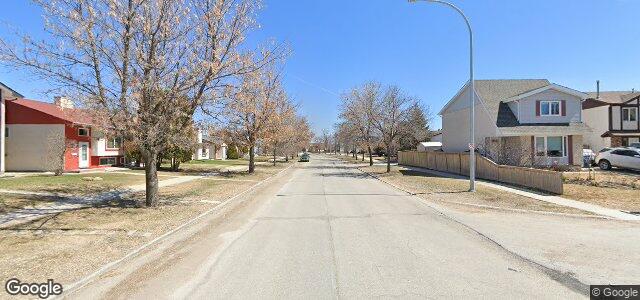 Novavista Drive（加拿大曼尼托巴省温尼伯市）房屋照片