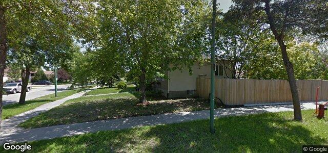 107 Meadow Lake Drive（加拿大曼尼托巴省温尼伯市）房屋照片