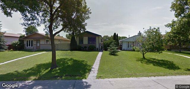 11 Lynn Lake Drive（加拿大曼尼托巴省温尼伯市）房屋照片