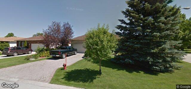 111 Spring Meadow Crescent（加拿大曼尼托巴省温尼伯市）房屋照片